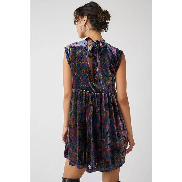MSRP $168 NWT All The Time Velvet Mini Dress Size M | SAME DAY SHIP or NEXT DAY - Picture 2 of 9
